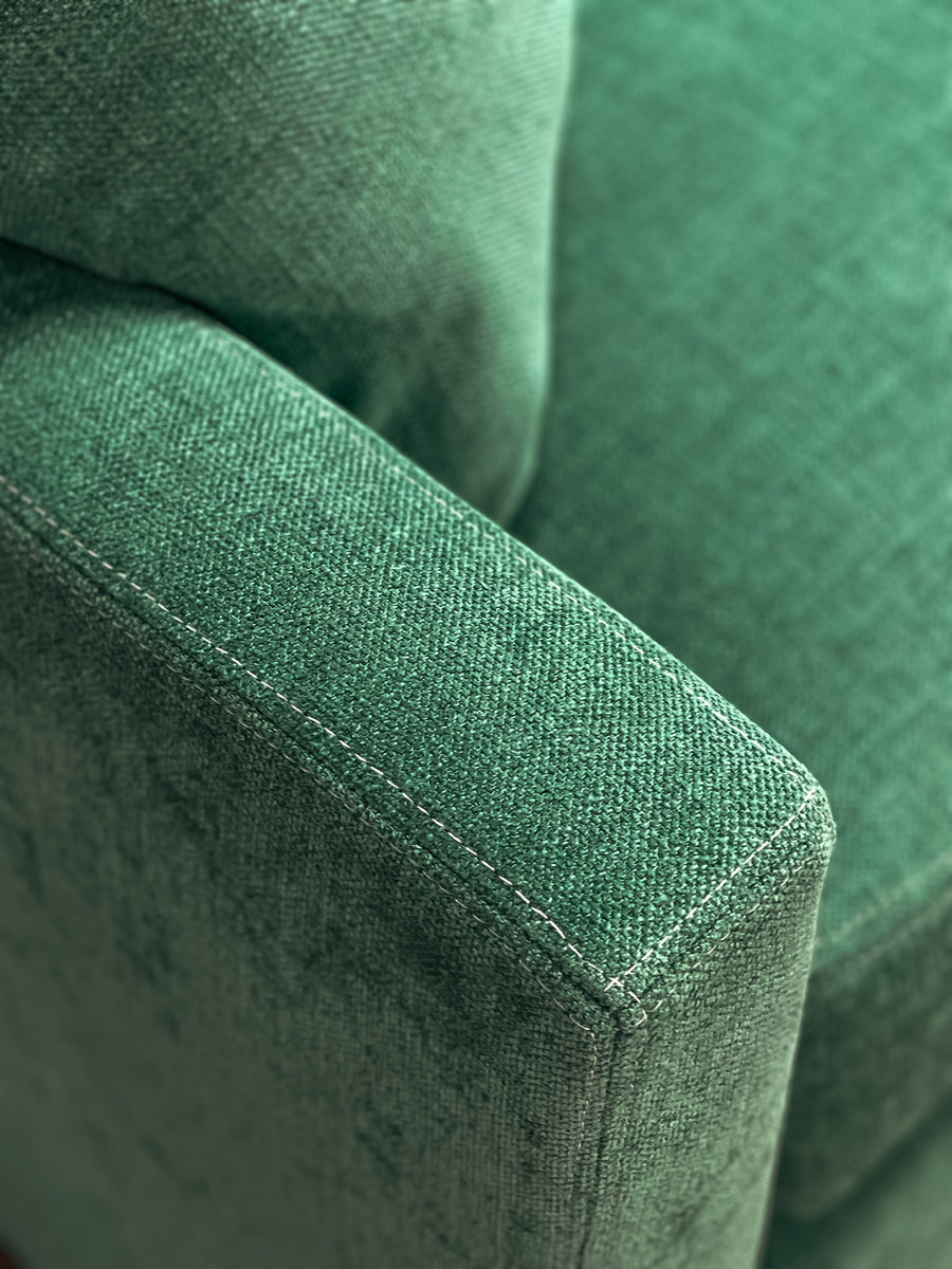 PETITE TRACK ARM EXTENDED L SECTIONAL