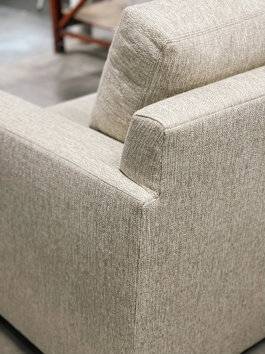 STANDARD TRACK ARM LOVESEAT